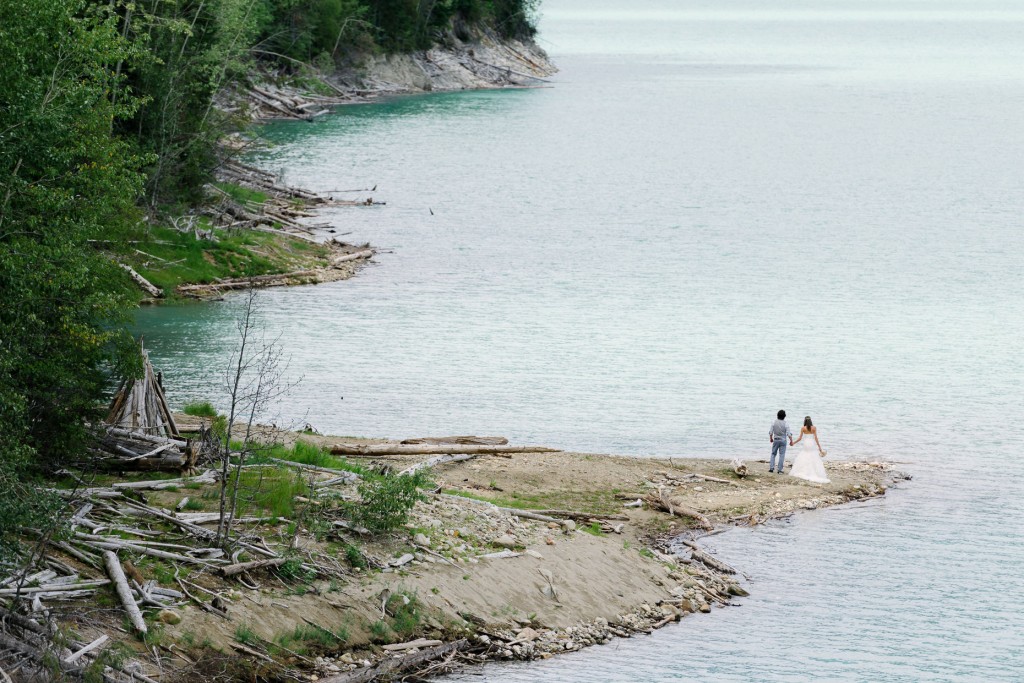 Bride and Groom stunning portraits at Kinbasket lake Golden BC wedding