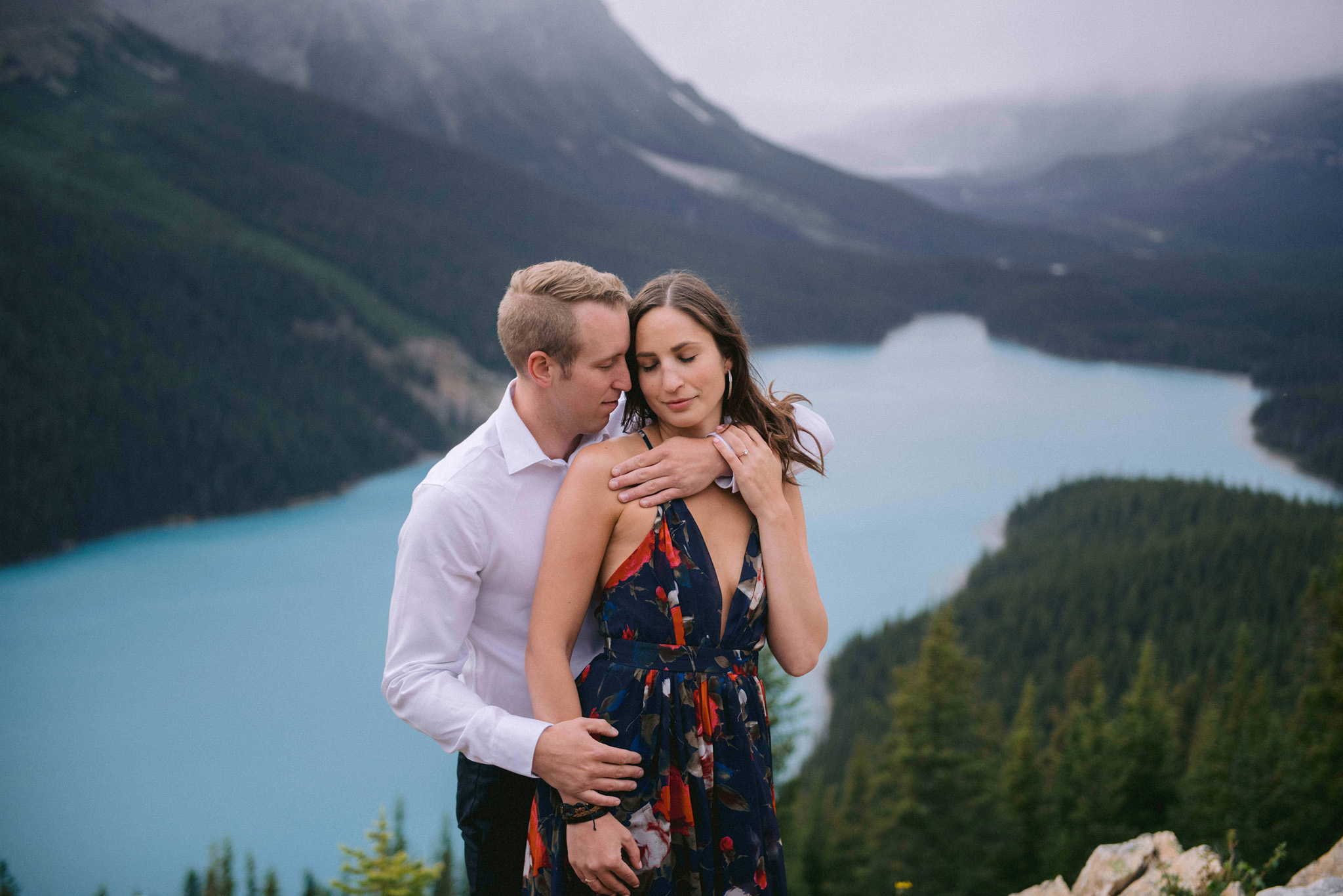 Couple Eloping in Peyto lake Banff