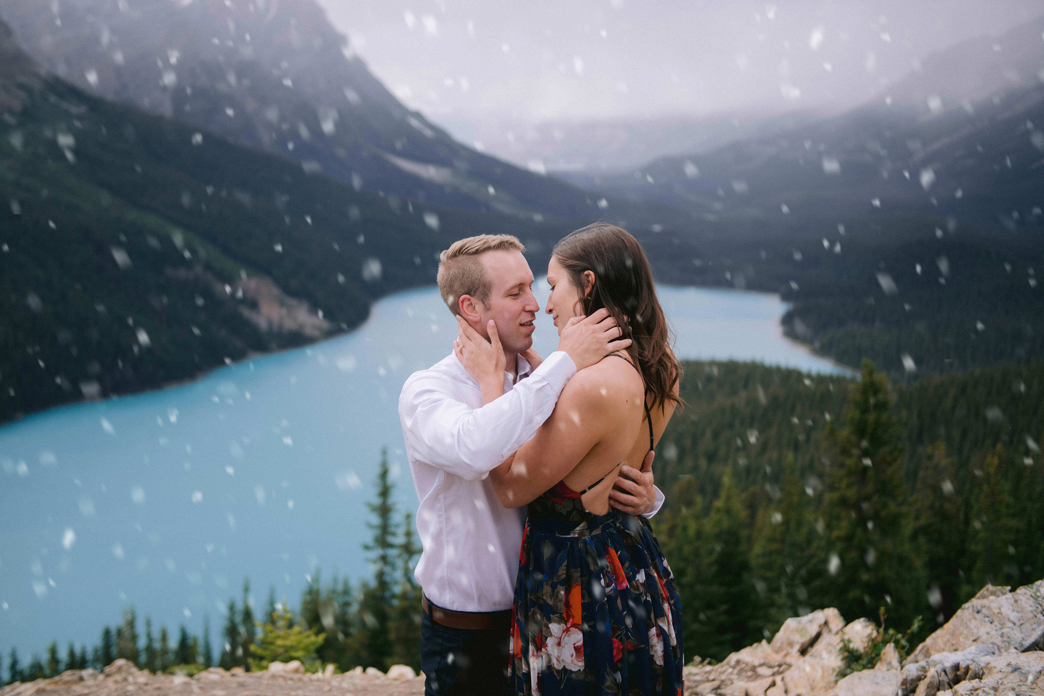 Snowy Engagement Session in Peyto Lake Banff